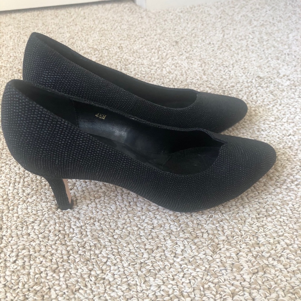 Vaneli black women’s stiletto heel size 4 1/2